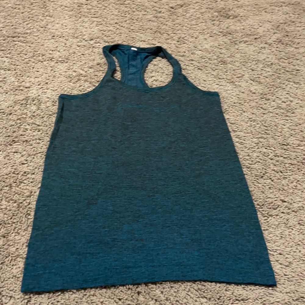 Lululemon tank top